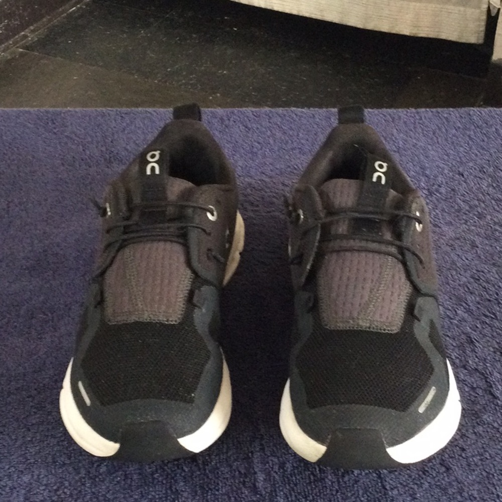 On Running Black and Gray Men's Sneakers